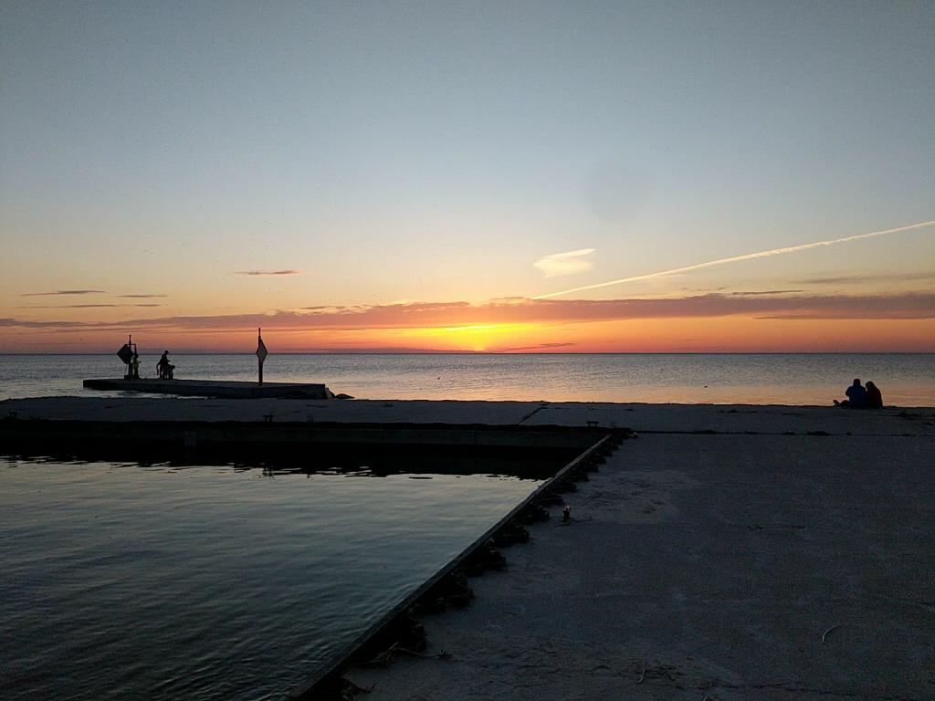 Chaudoir's Dock Bar and Grill